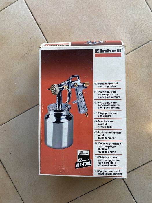 Compressor Einhell 24L e acessorios