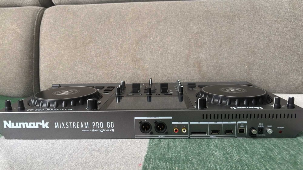 Kontroler Numark Mixstream Pro Go + Case