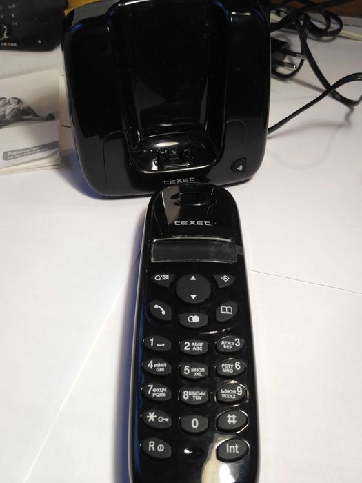 Безпровідний телефонний апарат Texet TX-D4300A.