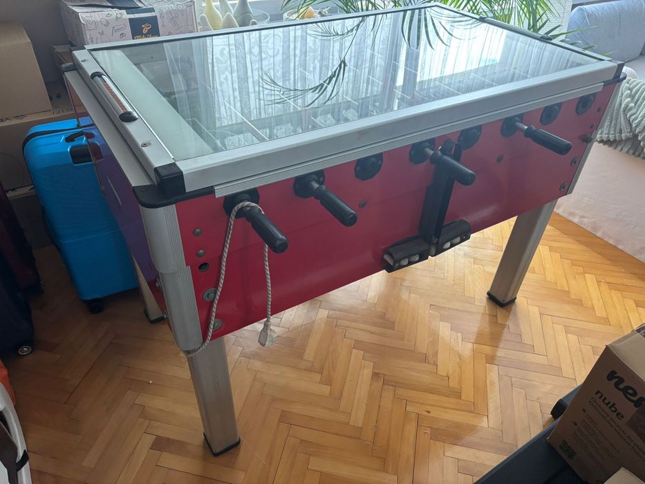 Stół do gry w pilkarzyki