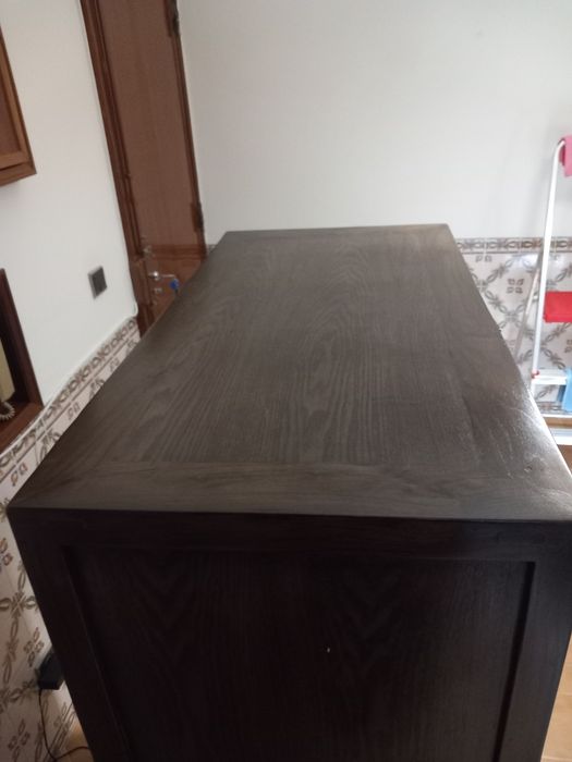 Móvel Oriental cor castanha