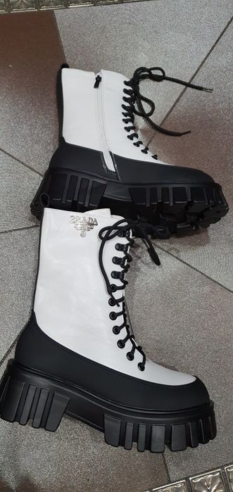 Świetne botki platforma workery trapery białe logo hit 39