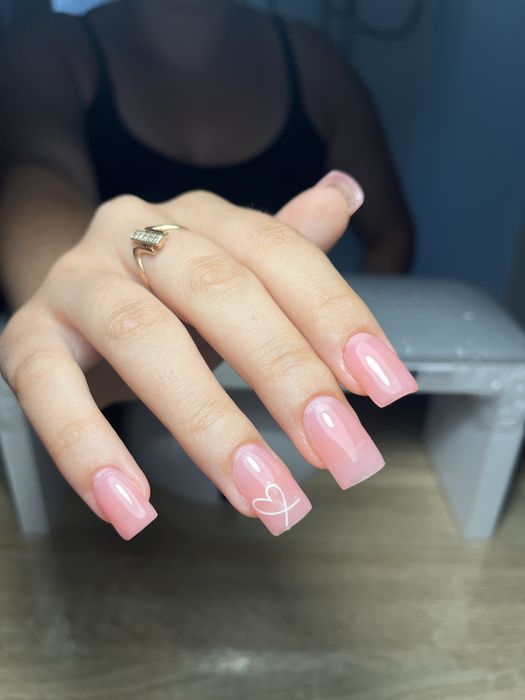 Маникюр наращивание Победа Днепр