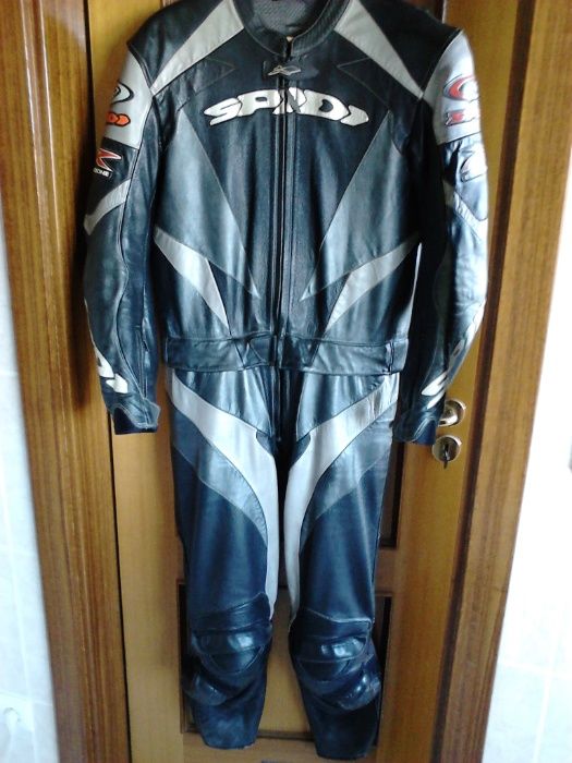 Conjunto Competição Moto e Acessórios