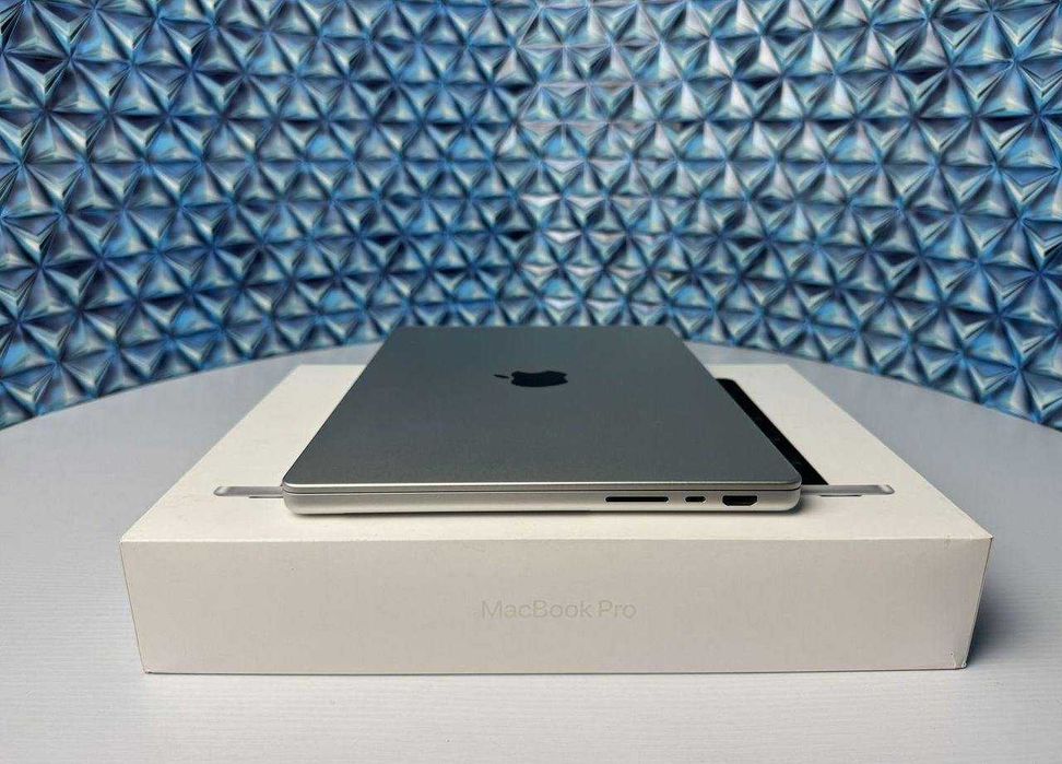 MacBook Pro 14 2023 M3 Pro 18/1Tb Silver