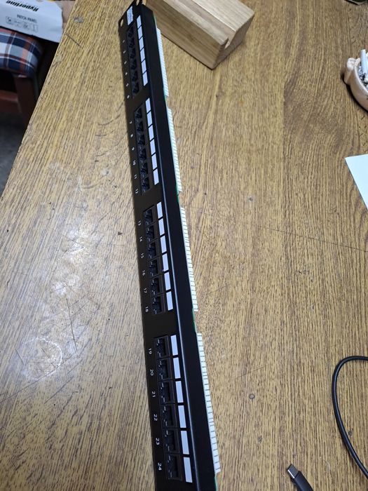 Патч панель Hyperline Cat 5.e