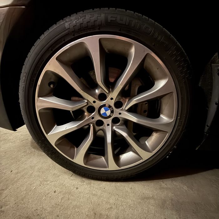 Продам авто BMW535i
