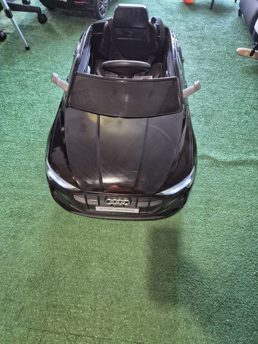 samochód dla dziecka Audi E-Tron Sportback