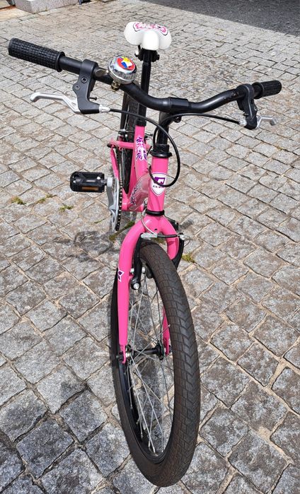 Bicicleta de menina