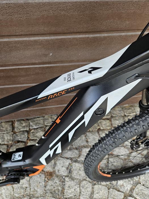 Rower elektryczny KTM macina race 293 rama L bosch