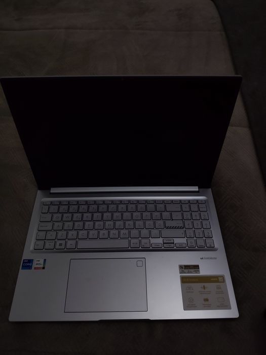 Asus VivoBook i7 1TB
