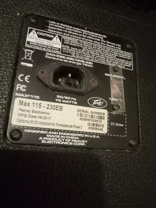 Amplificador Baixo Peavey Max115 EB-230 75W