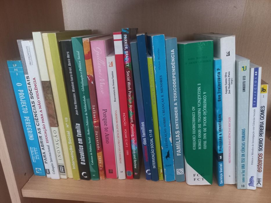 23 livros por 30€