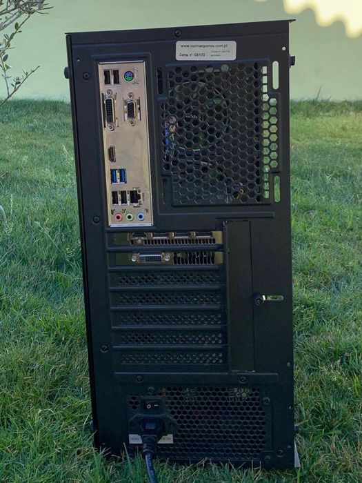 PC Gaming i5 + RX 580 8GB + 16GB RAM | Pronto a jogar tudo em Full HD!