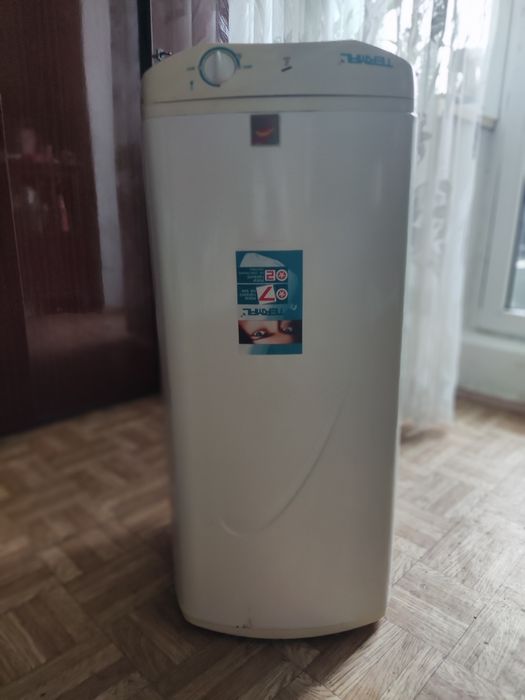 Продам бойлер Термал 80л