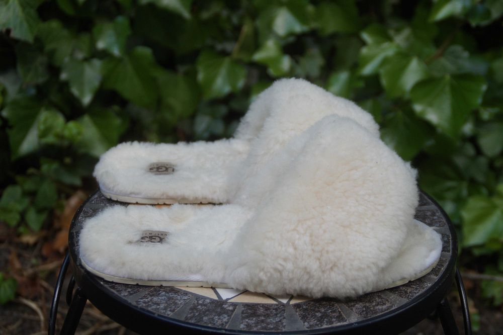 Kapcie UGG roz.39