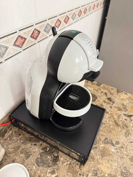 Máquina de Café Nescafé Dolce Gusto Mini Me (Krups) – Cinzenta + Acessórios