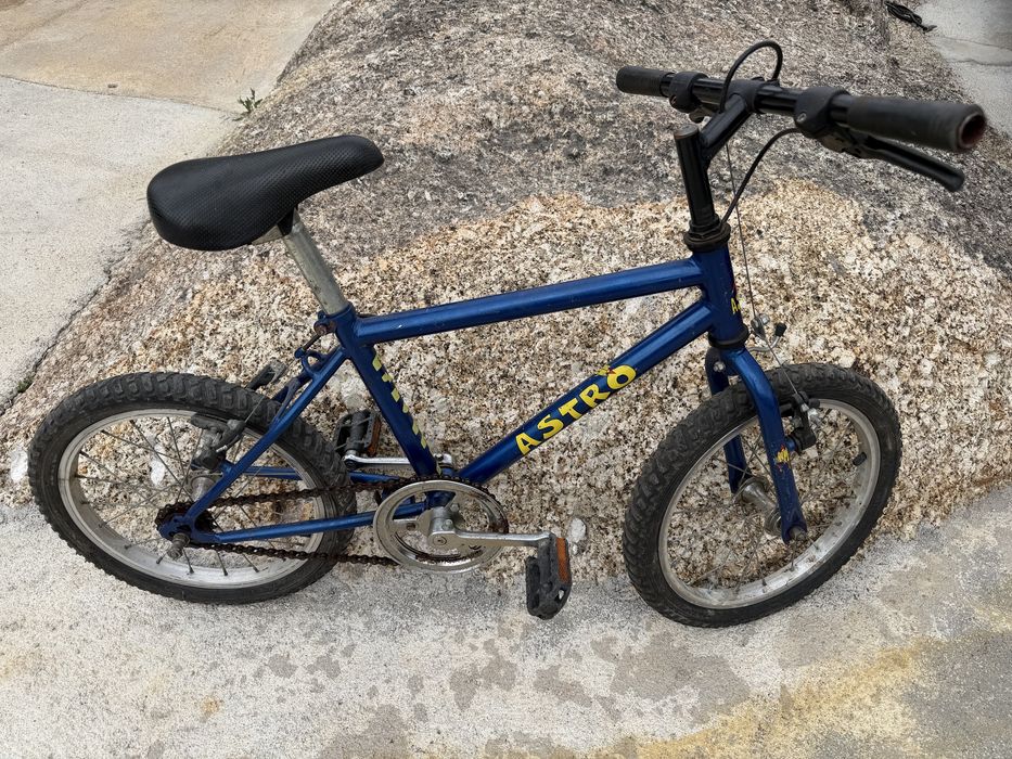 Bicicleta crianca astro