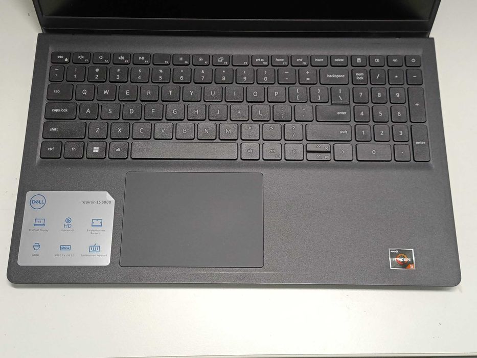 Dell Vostro 15 3515 Ryzen 5 3450U 8Gb 256Gb SSD Radeon Vega 8 15.6"