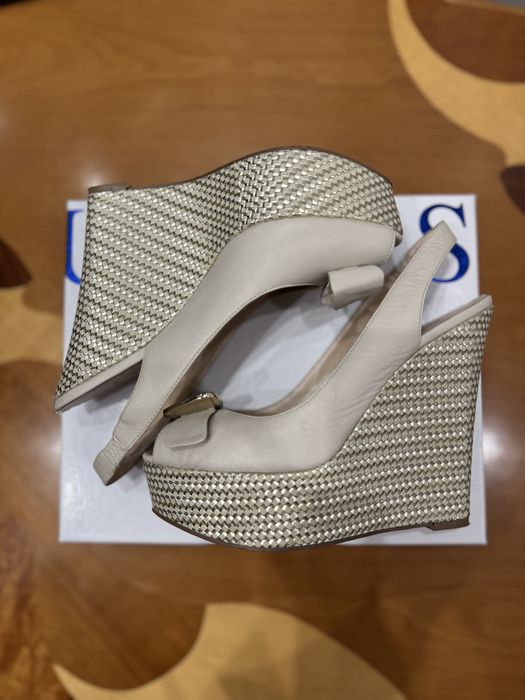 Босоніжки Guess 38р.