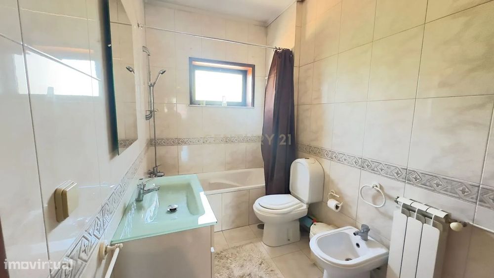 Apartamento T3 em Oiã