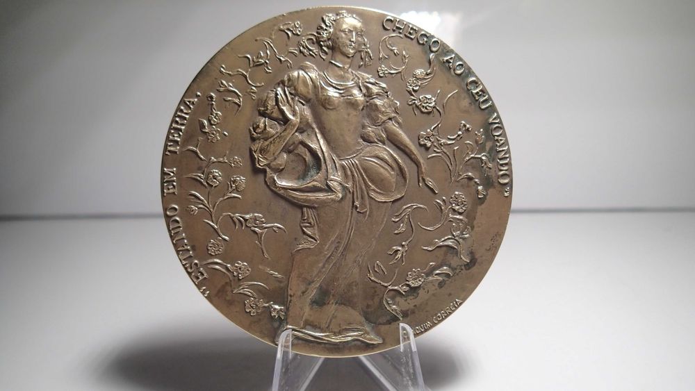 Medalha do IV Centenário da Morte de Luis de Camões