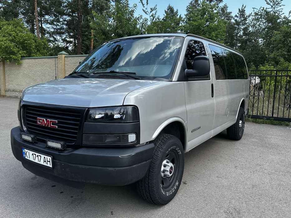 Gmc Savana або Chevrolet Exspress