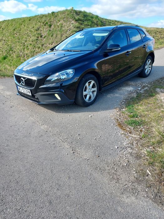 Volvo v40 cross country