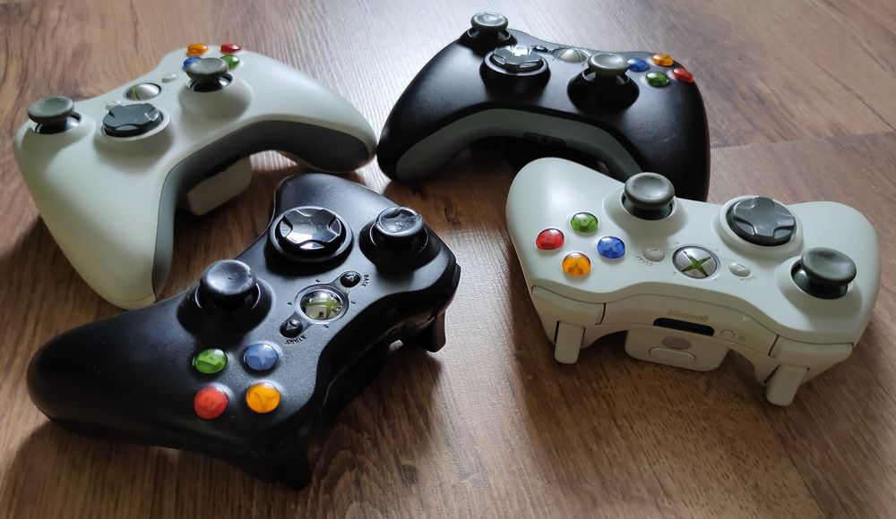 Bezprzewodowy Pad/Gamepad/kontroler do Konsoli XBOX 360 Czarny/Biały