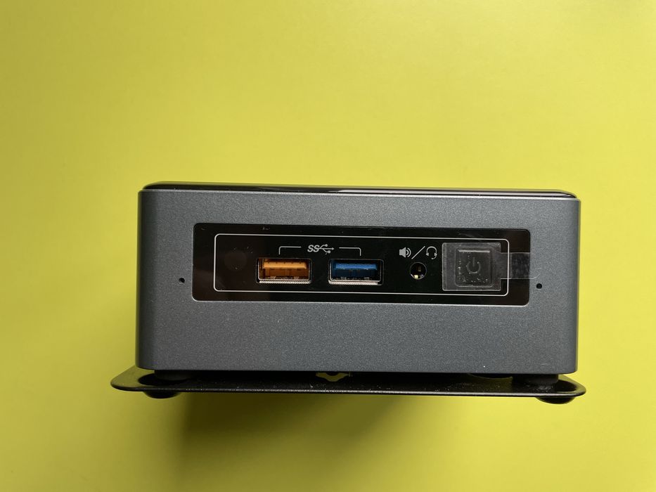 Intel NUC6CAY 8GB/32+512GB - 中古 (USED) Intel NUC6CAY 8GB/32 - 中古 (USED) - メルカリ