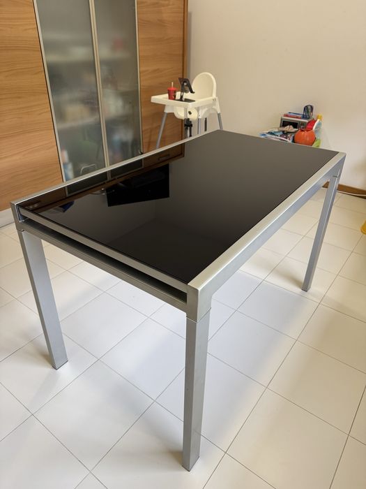 Mesa cozinha 1,20 x 0,60 - extensivel + 4 cadeiras