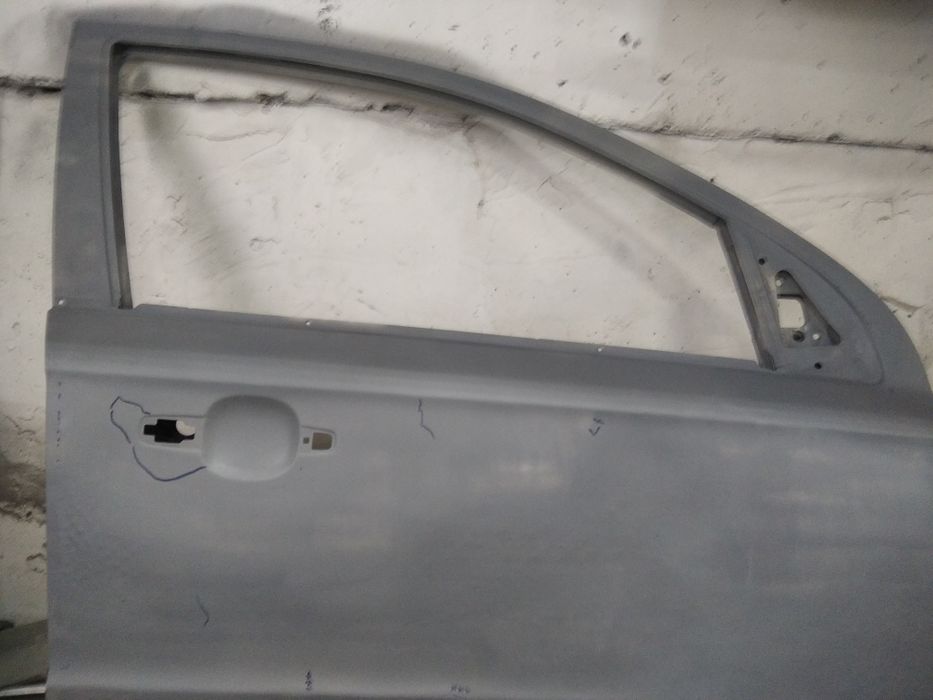 Продам заднюю правую дверь Chevrolet Aveo LS, T 250.