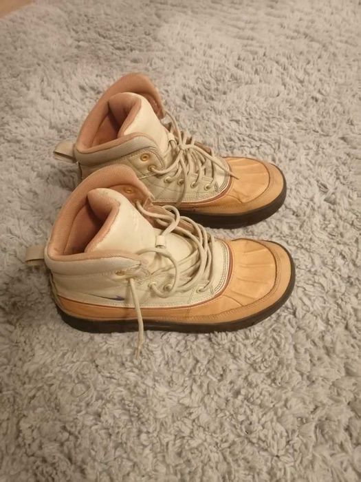 buty zimowe SNEAKERSY NIKE SPORTWEAR  romiar 39