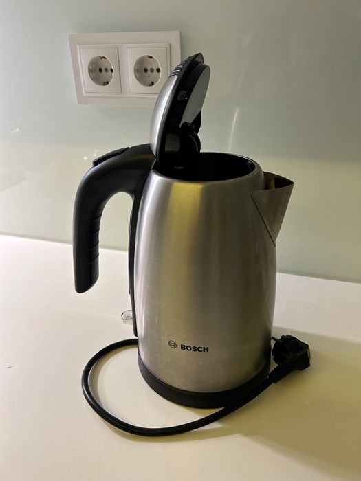 Jarro eléctrico Bosch TWK