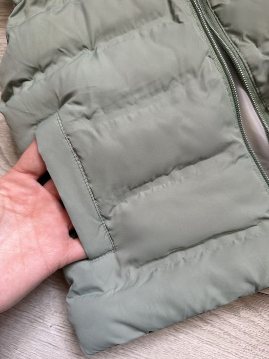 Безрукавка в ідеальному стані 104