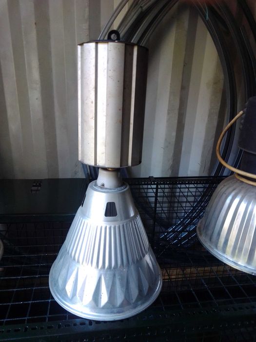 4 Campanulas -Projetores industriais