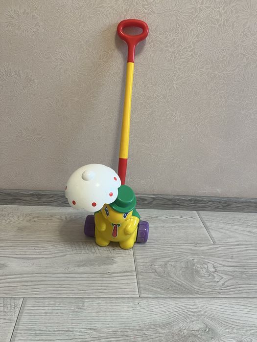 Продам каталку дитячу