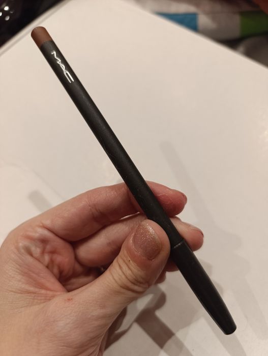 MAC konturówka Spice