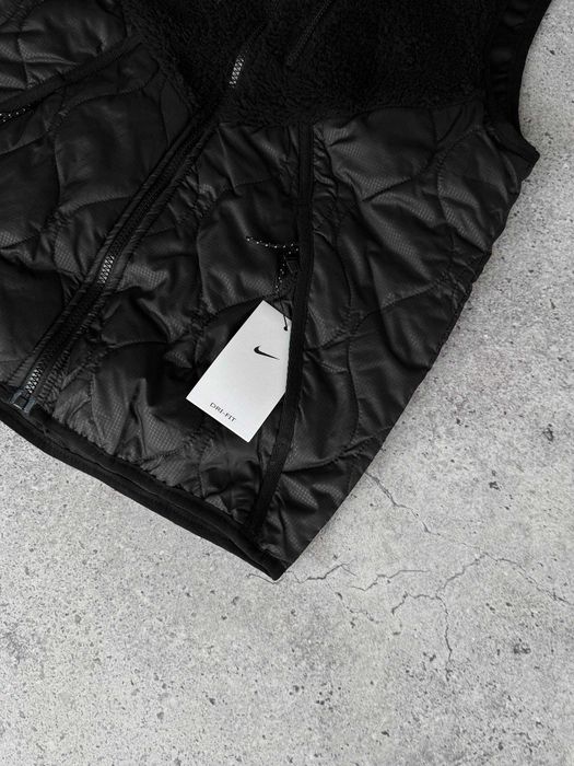 Жилетка Nike old school чорна безрукавка