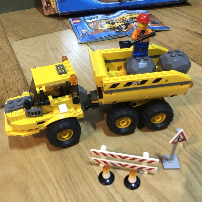 Lego City 7631 Dump Truck