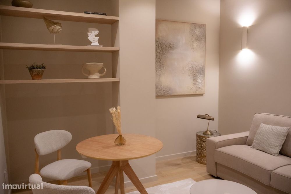 Arrendamento de escritório com espaços partilhados em Leça da Palmeira