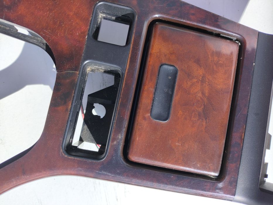 Consola BMW e39 bom estado