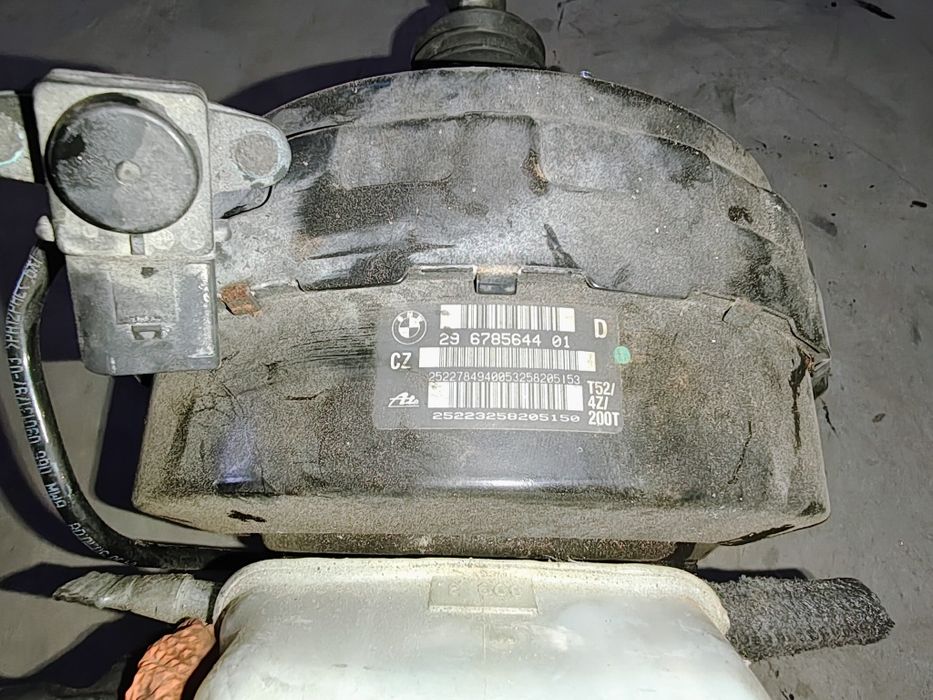 BMW E87 serwo pompa hamulcowa 6.785.644 i inne