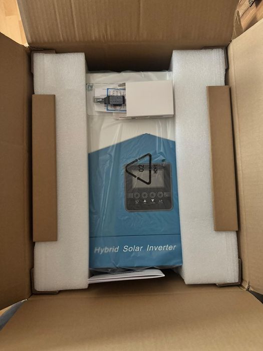 Гібридний інвертор EASUN SMH-lll 6,2kw  48v  WiFi В наявності