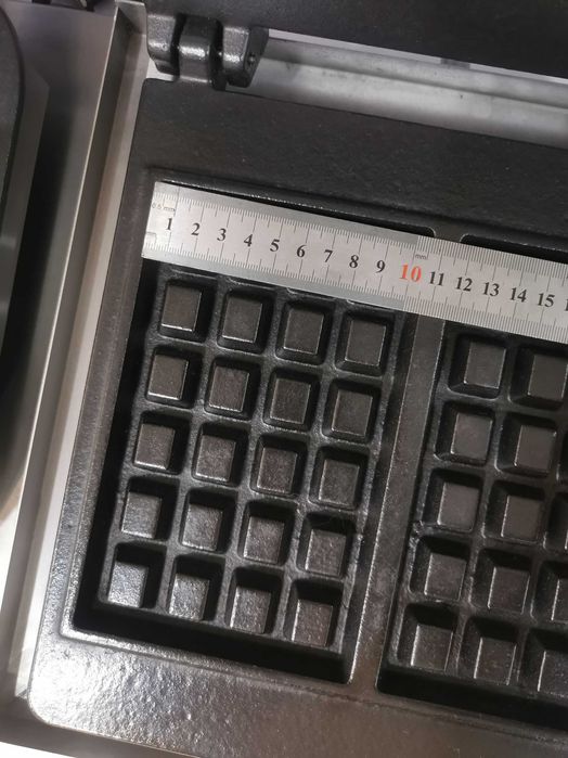 CUKUS GOFROWNICA maszyna do gofrów profesjonalna żeliwna FY-4
