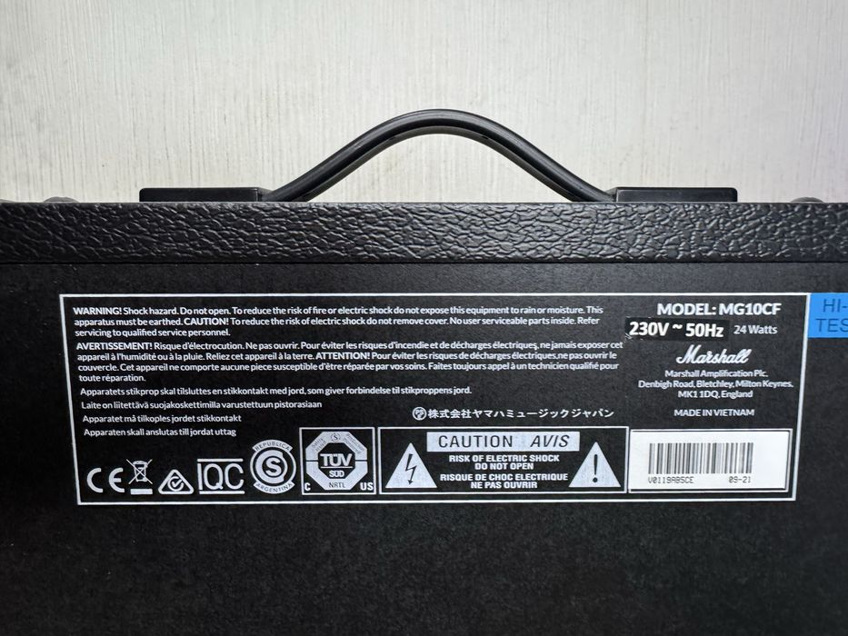 Гітарний комбопідсилювач Marshall MG10