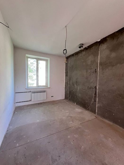 Продаж 3 кімнатної квартири в Центрі міста