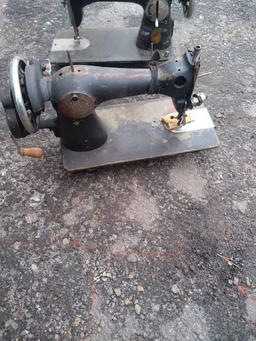 Швейні машинки продам