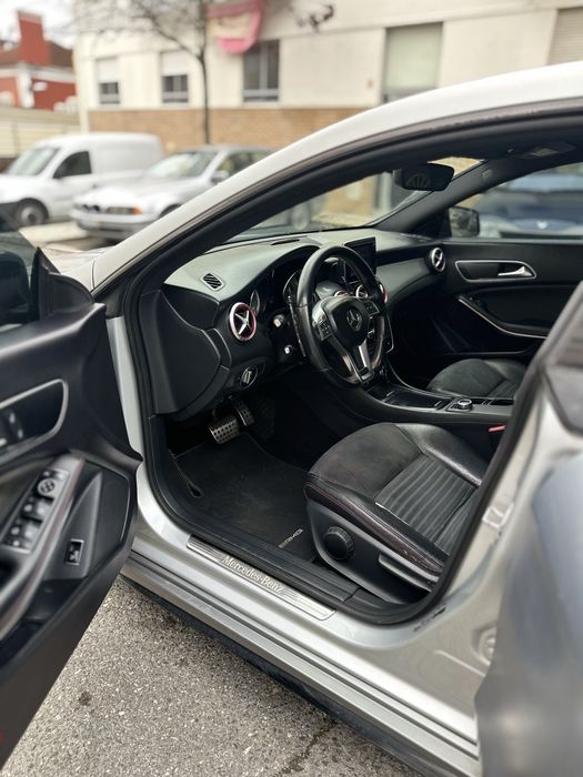 Mercedes CLA 200 AMG