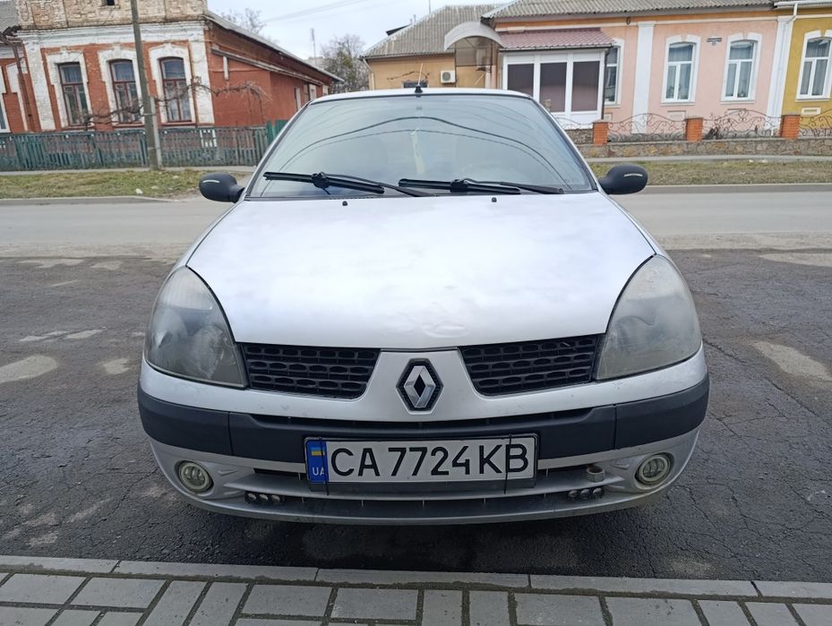 Рено Clio simbol